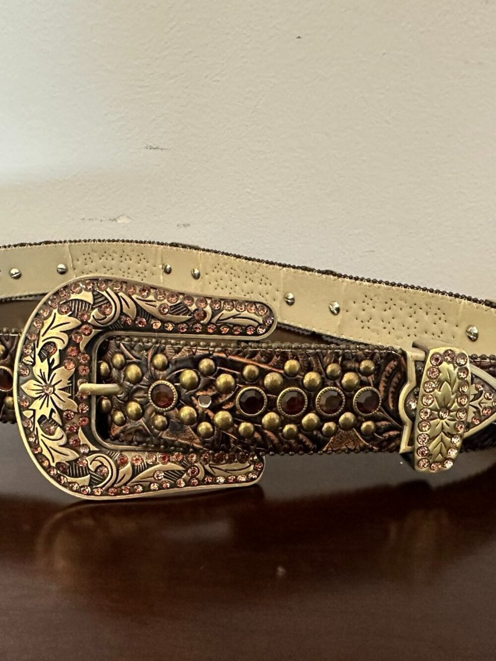 Women’s Brown Western Studded Belt, LeatherAdjustable Brass Buckle, Size L